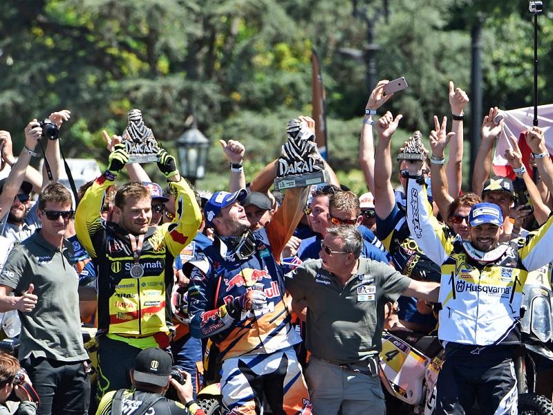 133214 Toby Price Stefan Svitko Podium Dakar 2016