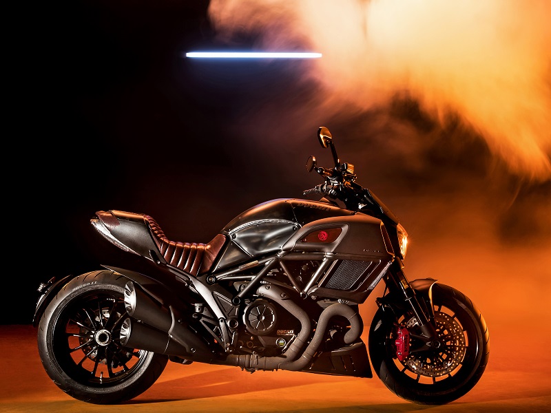 1 Ducati Diavel Diesel 02