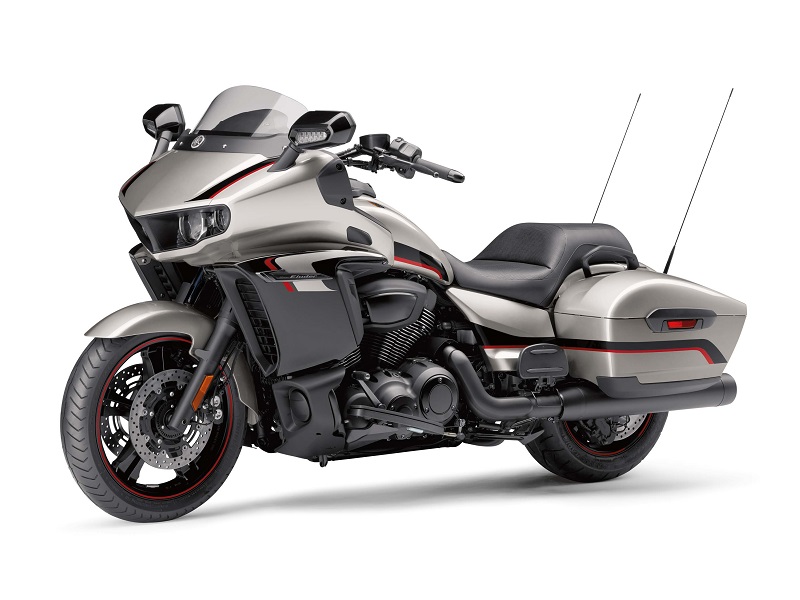 2018 Yamaha Star Eluder 1