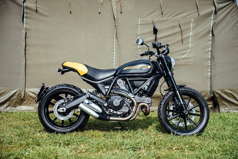 Ducati Scrambler Full Throttle 01