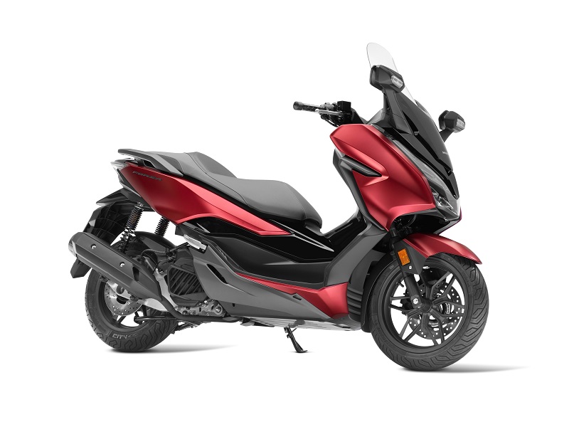 h131701 2018 Honda Forza 125