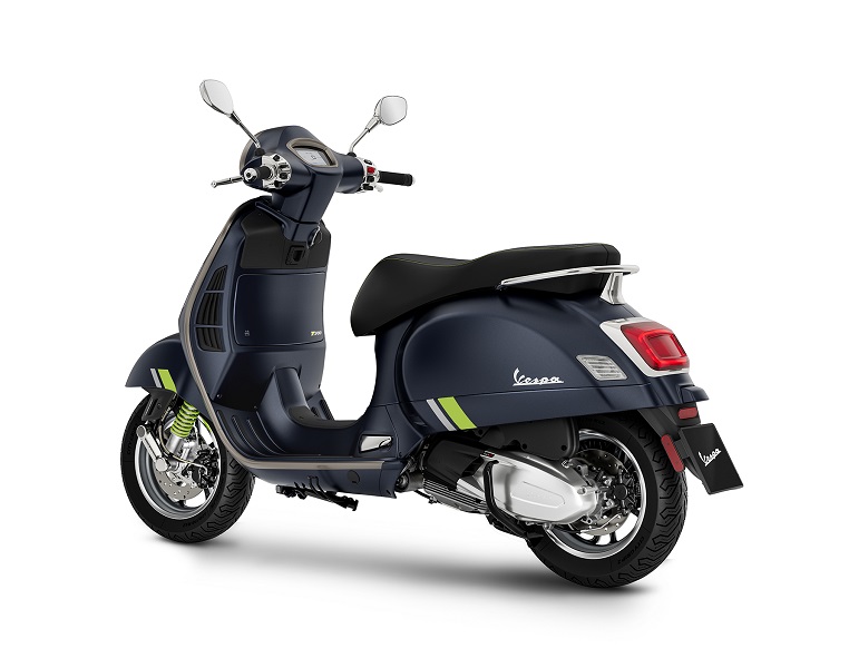 02 Vespa GTS SuperTech 300
