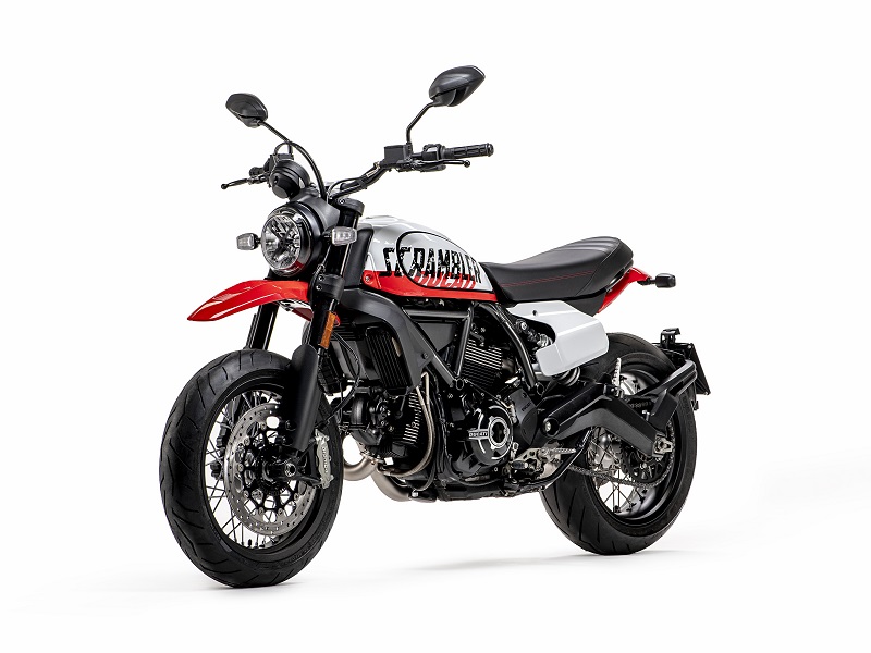 MY22 DucatiScrambler UrbanMotard 003 UC341489 Mid