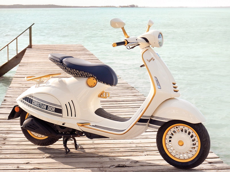 vespa 946 christian dior 1