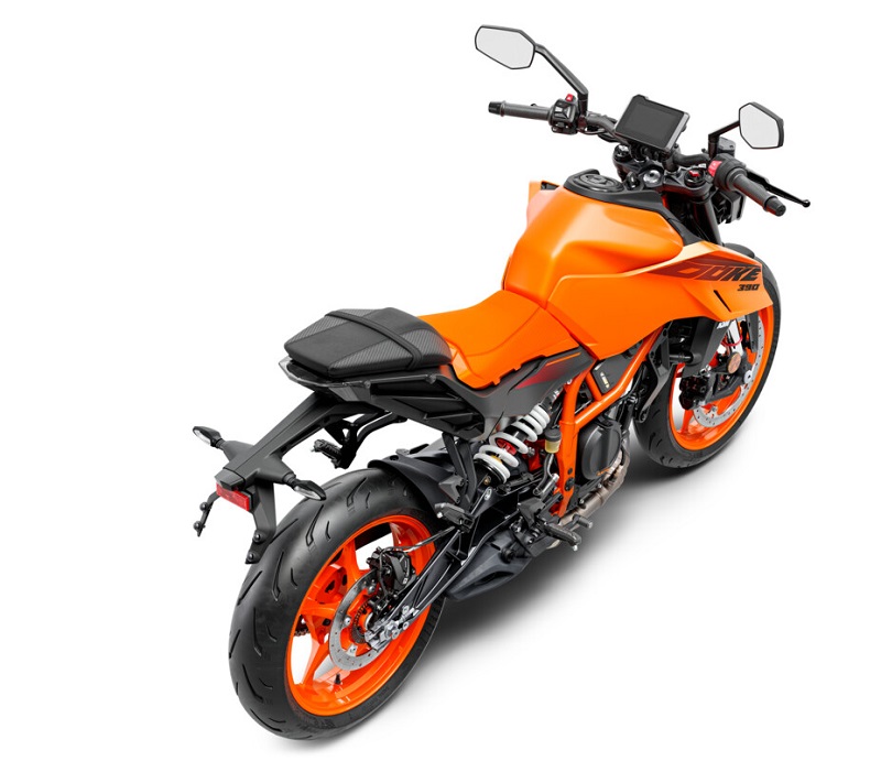 542079 MY24 KTM 390 DUKE Studio Rear Above Right 04 STUDIO GLOBAL EUROPE