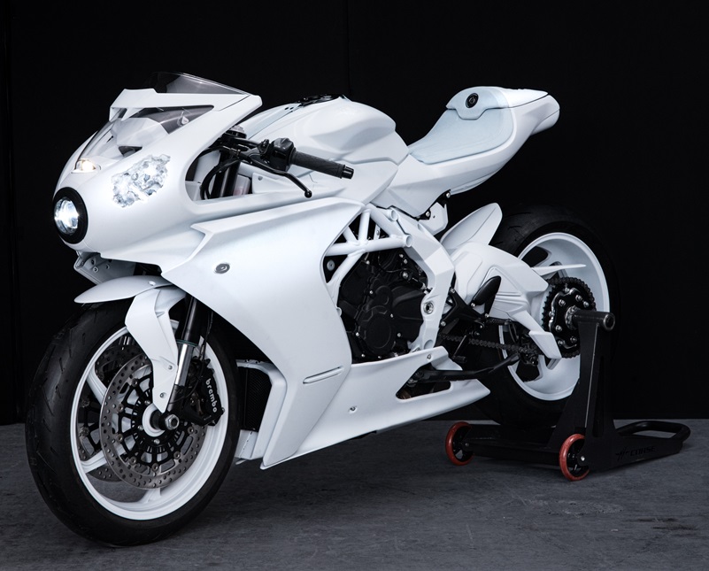 Superveloce Arsham 15