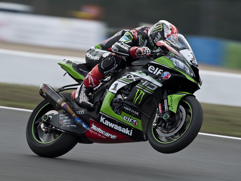 hi R11 Magny Cours WorldSBK 2016 Free Practice Rea GB46840 copia 2