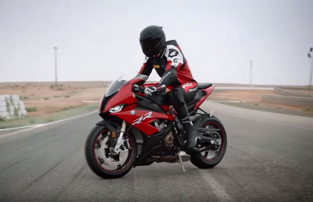 IN THE SPOTLIGHT: The new BMW S 1000 RR