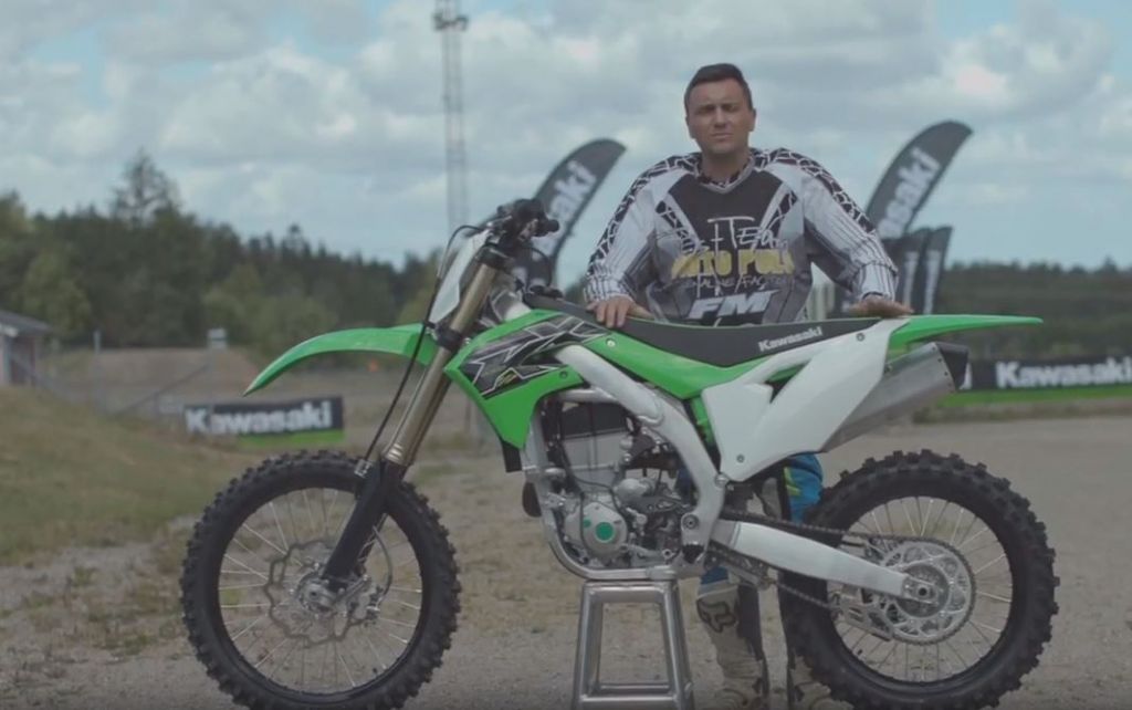 Test Kawasakija KX 450 2019