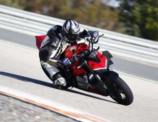 Video test: Ducati Streetfighter V2