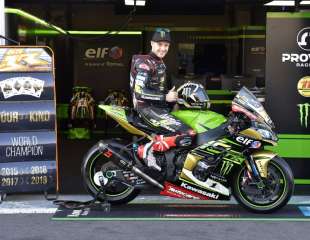 Green Lines: Behind the Scenes with Kawasaki Racing Team