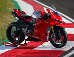 Preko 330 km/h! Novi Ducati Panigale V4 R