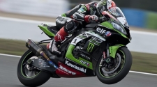 SBK: Rea ide na Yamahu!
